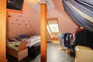 Handwerker und Bastler aufgepasst!!! Gepflegtes 3-Zi. Haus inkl. Werkstatt in Sande! – Die vollständige Adresse der Immobilie erhältst du vom Anbieter., 26452 Sande – Vorschaubild 2