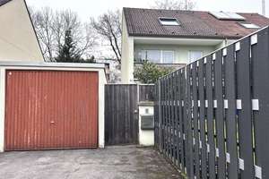 ***Charmante Doppelhaushälfte mit viel Platz für Ihre Familie in Fürstenfeldbruck*** – Die vollständige Adresse der Immobilie erhältst du vom Anbieter., 82256 Fürstenfeldbruck – Vorschaubild 4