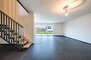 Exklusives Reihenhaus: Großzügig, modern & energieeffizient – Die vollständige Adresse der Immobilie erhältst du vom Anbieter., 74177 Bad Friedrichshall – Vorschaubild 2