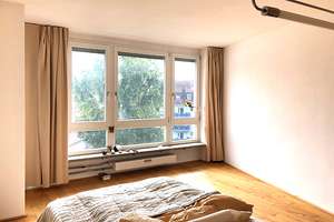 Lichtdurchflutete 3-Zimmer Wohnung mit zwei Balkonen in Nürnberg / Rennweg – Die vollständige Adresse der Immobilie erhältst du vom Anbieter., 90489 Wöhrd, Nürnberg – Vorschaubild 1