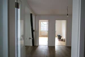 Schöne, helle 2/3 Zimmerwohnung, Balkon, zentral, Altbau – Ludwigstraße 47, 42105 Elberfeld, Wuppertal – Vorschaubild 2