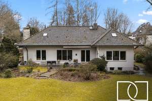 Traumhaftes Grundstück! Modernisiertes Einfamilienhaus in einmaliger Lage an der Wilhelminenaue – Die vollständige Adresse der Immobilie erhältst du vom Anbieter., 95448 Hammerstatt/St. Georgen, Bayreuth – Vorschaubild 1