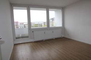 Wohnen mit Aussicht sonnige 3-Zimmer-Wohnung – Reichenaustraße 20, 81243 Aubing-Süd, München – Vorschaubild 4