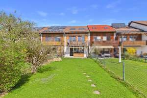 Familienidylle in Toplage – Reihenmittelhaus mit 5 Zimmern & großem Garten, teilsaniert – Die vollständige Adresse der Immobilie erhältst du vom Anbieter., 83301 Traunreut – Vorschaubild 3