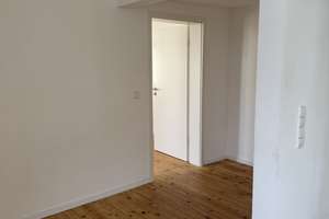 Gemütliches und Saniertes 1,5-Zimmer-Apartment  – ruhig & privat – Zimmerstraße 50, 42105 Elberfeld, Wuppertal – Vorschaubild 2