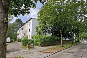 Kapitalanlage in Berlin-Lichterfelde - Vermietete 2-Zimmer-Wohnung mit Stellplatz – Die vollständige Adresse der Immobilie erhältst du vom Anbieter., 12209 Lichterfelde, Berlin – Vorschaubild 3