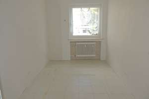 HOCHWERTIGE 4-ZIMMER-ERDGESCHOSSWOHNUNG MIT GROSSEM BALKON, GARAGE IN ZENTRALER LAGE VON SG-ZENTRUM – Eckstraße 5, 42651 Solingen-Mitte, Solingen – Vorschaubild 9