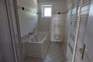 Für Sie renoviert - wohlfühlen mit sonnigem Balkon! – Dessauer Str. 112, 6886 Lutherstadt Wittenberg – Vorschaubild 4