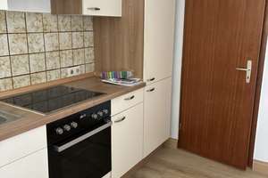 Stilvoll modernisiert: 2-Zimmer-Wohnung in Coburg – Lutherstr. 22, 96450 Mitte, Coburg – Vorschaubild 5