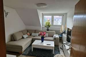 Ruhige und zentrale 2-Zimmer Wohnung mit Balkon im Herzen von Karlsruhe – Hirschstr. 36, 76133 Innenstadt-West, Karlsruhe – Vorschaubild 1