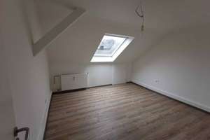 Helle Dachgeschosswohnung mit Dachloggia – Ziegelstraße 1-3, 42289 Heckinghausen, Wuppertal – Vorschaubild 4