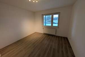 Attraktive 4-Zimmer-Erdgeschosswohnung mit großem Balkon in Oldenburg-Ohmstede – Rigaer Weg 71, 26125 Ohmstede, Oldenburg (Oldenburg) – Vorschaubild 3