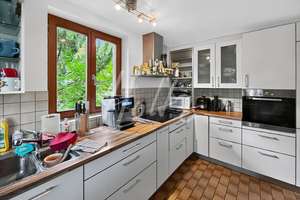 2-Fam-Haus in Pfaffenweiler ... ein Zuhause mit Entwicklungsperspektive auch für die große Familie ! – Servatiusstraße 9C, 79292 Pfaffenweiler – Vorschaubild 8