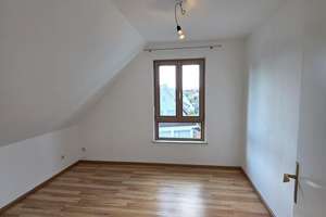 Wohnen, wo andere Erholung suchen: Charmante sanierte 3 Zimmer-Oase am Wertachpark Augsburg – Die vollständige Adresse der Immobilie erhältst du vom Anbieter., 86154 Oberhausen-Nord, Augsburg – Vorschaubild 3