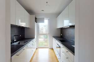 Große 3-Zimmer-Wohnung mit 2 Balkonen – Zum Gipelhof 12, 60594 Sachsenhausen-Nord, Frankfurt am Main – Vorschaubild 2
