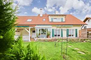 Einladendes Einfamilienhaus mit großzügigem Garten – Der perfekte Ort zum Entspannen! – Augsburg (Kreis) – Vorschaubild 2