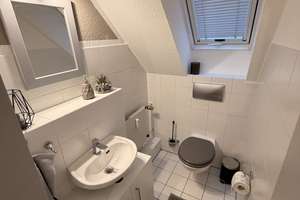 Wohnen mit Charakter: 3-Zimmer-Wohnung in Düsseldorf-Lörick – Löricker Straße 2, 40547 Lörick, Düsseldorf – Vorschaubild 13