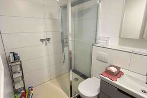 Möbilierte 2 Zimmer Wohnung in Unterbach!Sonnenbalkon! Aufzug! TG-Stellplatz! Naturerholungsgebiet! – Rathelbeckstraße 337, 40627 Unterbach, Düsseldorf – Vorschaubild 16
