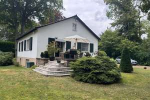 Villa in Köln-Hahnwald 178 m² / 2.000 m² Grundstück – Die vollständige Adresse der Immobilie erhältst du vom Anbieter., 50996 Hahnwald, Köln – Vorschaubild 2