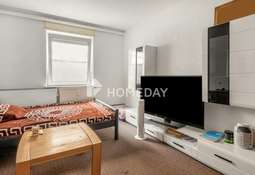 Schlafzimmer 2 1