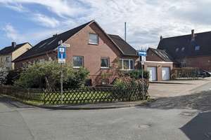 Freistehendes EFH mit Einliegerwohnung, Doppelgarage & großem Grundstück – Die vollständige Adresse der Immobilie erhältst du vom Anbieter., 30890 Barsinghausen – Vorschaubild 1