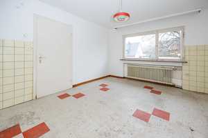Großzügiges Wohnhaus in Traumlage – Ringstraße 14, 57290 Siegen-Wittgenstein (Kreis) – Vorschaubild 9