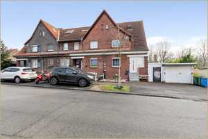 Charmantes Reihenendhaus in ruhiger Lage von Oberhausen-Heide – Oberhausen – Vorschaubild 1
