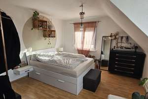 Oase der Ruhe - Schöne 3-Zimmer DG-Wohnung in Stuttgart-Bad Cannstatt (Tannenbergstrasse) – Die vollständige Adresse der Immobilie erhältst du vom Anbieter., 70374 Espan, Stuttgart – Vorschaubild 3