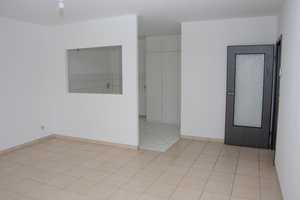Wohnung mit Terrasse zum grünen Innenhof – Blankenauer Straße 31, 9113 Chemnitz – Vorschaubild 8
