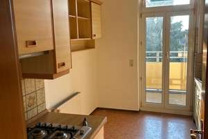 Großzügige 4-Zimmer-Wohnung mit zwei Balkonen – ideal für Familien oder WGs – Iltisstraße 26, 24143 Gaarden-Ost, Kiel – Vorschaubild 11