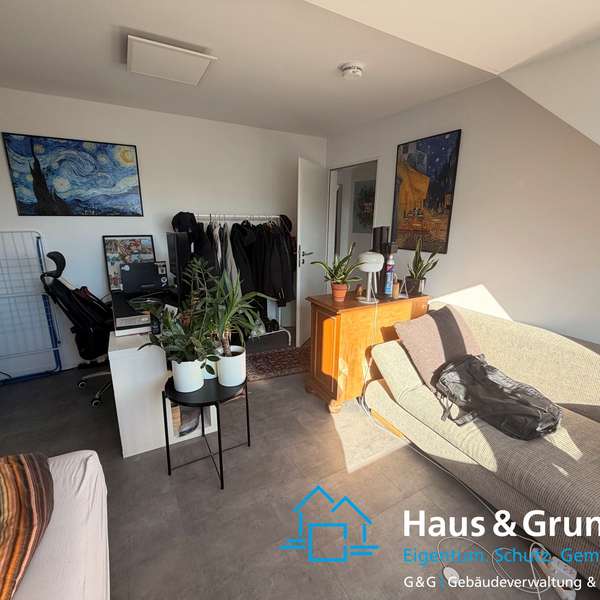 *** helle, charmante WG-taugliche 3-Zimmer-Wohnung - im beliebten Westviertel ***