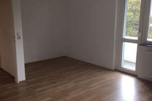 v. Privat: Mainz Neustadt, 1-Zimmer-Appartement mit EBK und Balkon       d Süd-Balkon – Hindenburgstraße 21, 55118 Neustadt, Mainz – Vorschaubild 2