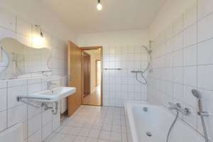 Ideal für die junge Familie - Renoviertes Reihenhaus mit Garage in Straelen! – Die vollständige Adresse der Immobilie erhältst du vom Anbieter., 47638 Straelen – Vorschaubild 14