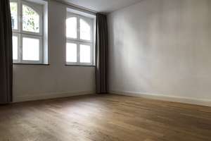 Wunderschön sanierte 2-Zimmer-EG-Wohnung in Denkmalimmobilie mit Garten und Stellplatz – Hugo-Preuß-Straße 34, 41236 Rheydt, Mönchengladbach – Vorschaubild 5
