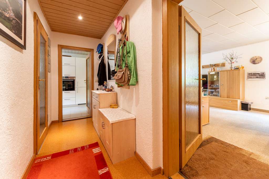 Immobilie in Glashütte - Traumhafte Balkonwohnung mit über 120 m², 5 Zimmern und Balkon in ruhiger Lage von Glashütte - Bild 3