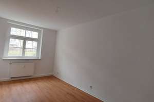 2-Raum Wohnung in Lage zentraler Lage mit Einbauküche – Bernsdorfer Straße 77, 9126 Bernsdorf, Chemnitz – Vorschaubild 8