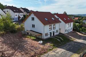 Wohnglück auf drei Etagen – stilvolle Doppelhaushälfte mit Weitblick in Steinau an der Straße – Die vollständige Adresse der Immobilie erhältst du vom Anbieter., 36396 Steinau an der Straße – Vorschaubild 21
