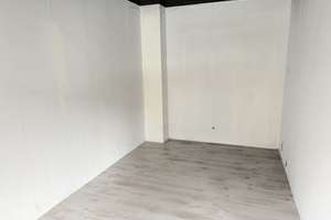 Erdgeschoss-Wohnung für 1 Person mit 2ZKDB – Katernberger Str. 81, 45327 Katernberg, Essen – Vorschaubild 2