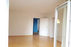 Charmante 2-Zi-Whg, sehr hell, Balkon, Einbauküche, Parkett – Mammutring 43, 38226 Lebenstedt, Salzgitter – Vorschaubild 4