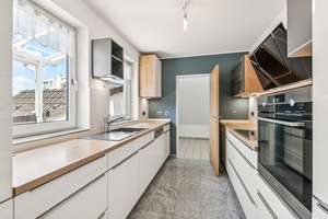 Exklusive Maisonette mit Aufzug, zwei Loggien, überdachter Terrasse und besonderer Großzügigkeit – Die vollständige Adresse der Immobilie erhältst du vom Anbieter., 55583 Bad Münster am Stein-Ebernburg – Vorschaubild 5