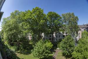 Renovierte 2-Raum Wohnung mit Balkon und Blick in begrünten Innenhof – Gitschiner Str. 83, 47053 Hochfeld, Duisburg – Vorschaubild 3
