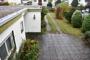 Küstriner Pl. Nähe - Massivhaus v. 1968 - 
Ausbau oder Abriss mit Neubebauung, 
schöne Gartenanlag – Berlin – Vorschaubild 2