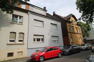 *** Attraktive Kapitalanlage: Voll vermietetes 3-Familienhaus in zentraler Lage von Böckingen *** – Die vollständige Adresse der Immobilie erhältst du vom Anbieter., 74080 Böckingen, Heilbronn – Vorschaubild 2