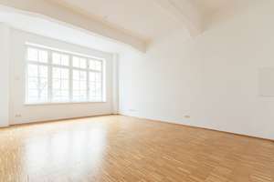 Großzügiges Loft mit Balkon| Aufzug | Parkett | 2 Bäder | Kaminanschluss | Stellplatz – Die vollständige Adresse der Immobilie erhältst du vom Anbieter., 4103 Zentrum-Ost, Leipzig – Vorschaubild 8