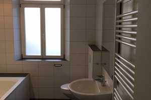 Mitten in Fürth-City ! Hübsche 2-Zimmer-Altbau-Erdgeschoß-Wohnung mit Gartenanteil und Stellplatz – Gustav-Schickedanz-Straße 1, 90762 Fürth – Vorschaubild 11