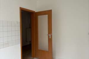 Gepflegte 2,5-Zimmer-Wohnung mit Balkon in Essen-Kray – Gantenbergstraße 13, 45307 Kray, Essen – Vorschaubild 3