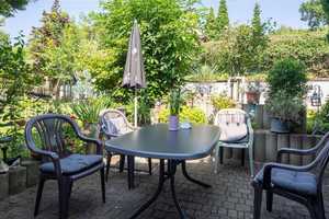 Attraktives Einfamilienhaus mit zwei
Terrassengärten & ELW in begehrter Hanglage – Alb-Donau-Kreis – Vorschaubild 6