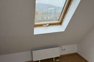 Zuhause mit 4 Zimmern und viel Platz in Stuttgart Untertürkheim – Die vollständige Adresse der Immobilie erhältst du vom Anbieter., 70327 Untertürkheim (Ortsteil), Stuttgart – Vorschaubild 7