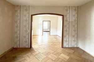 Ideale Kapitalanlage! Zwei Gebäude mit 3 Wohn- und 1 Gewerbeeinheit in Fußgängerzone von Neustadt – Neustadt an der Weinstraße – Vorschaubild 4