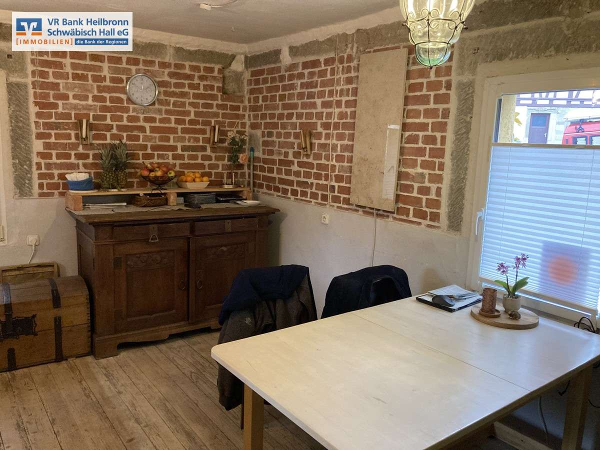 Immobilie in Rosengarten - GROßES CHARMANTES FACHWERKHAUS 
MIT SCHEUNE IN RIEDEN - Bild 9